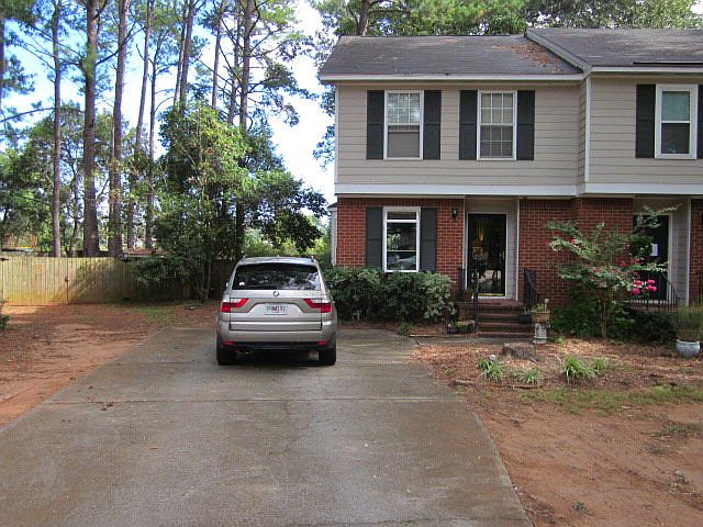 1st image of 2449 Deodara Dr