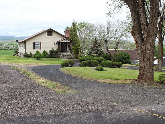 Large U Shaped Driveway