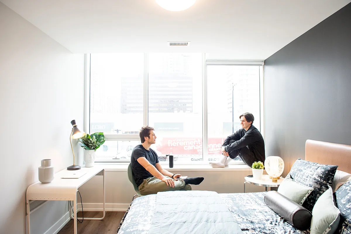 THEO Student Apartments — Photo 4