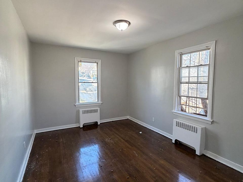 1st image of 405 Stuyvesant Ave #C