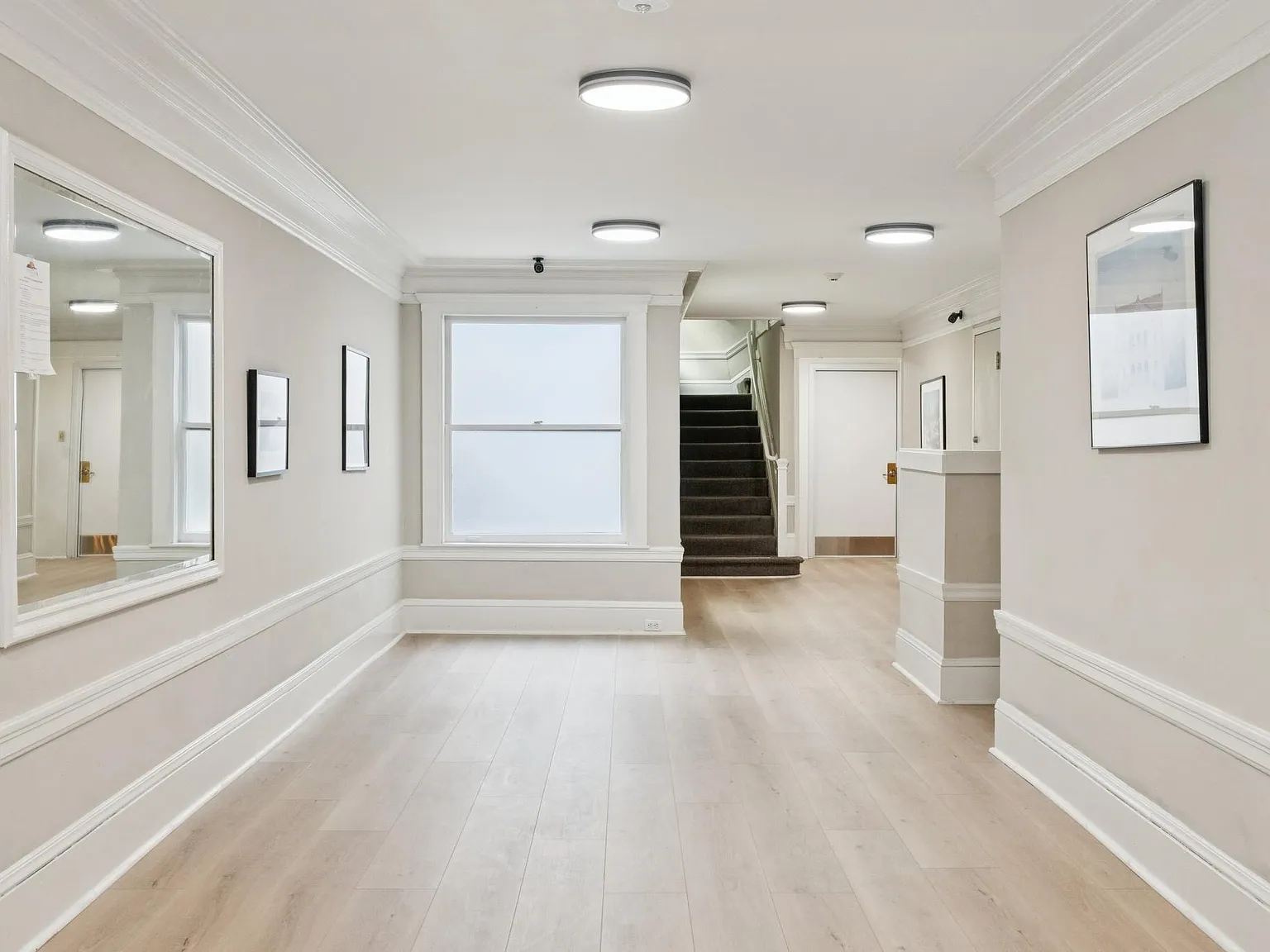 1 bed, 650 sqft, $5,195 — Photo 2