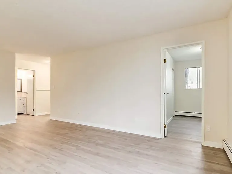 2702 48th Ave — Photo 14