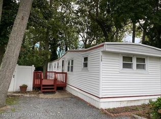 115 Woodside Rd, New Egypt, NJ 08533