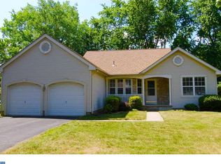 4 S Colonial Dr, Bordentown, NJ 08505