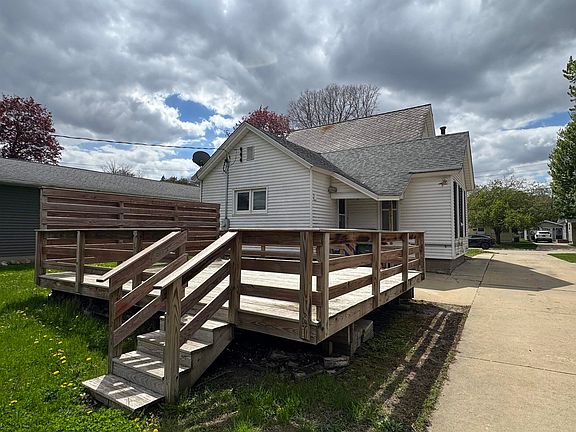 5th image of 706 Allison St