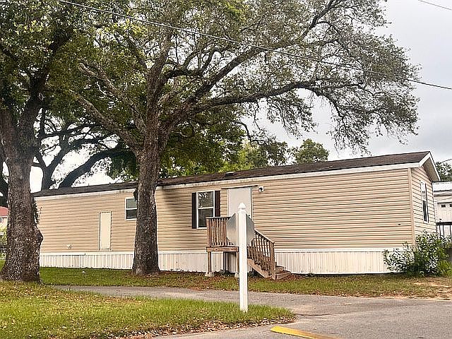 1st image of 901 Massachusetts Ave Lot 109