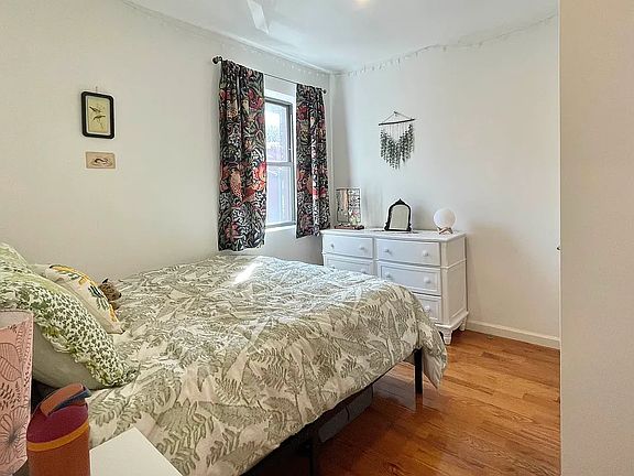 5th image of 369 W 126th St #6