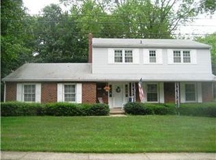 703 N Country Club Dr, Newark, DE 19711