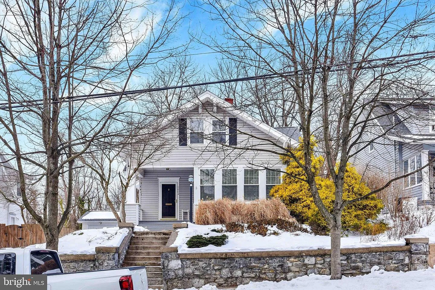 1604 Walnut St photo 1