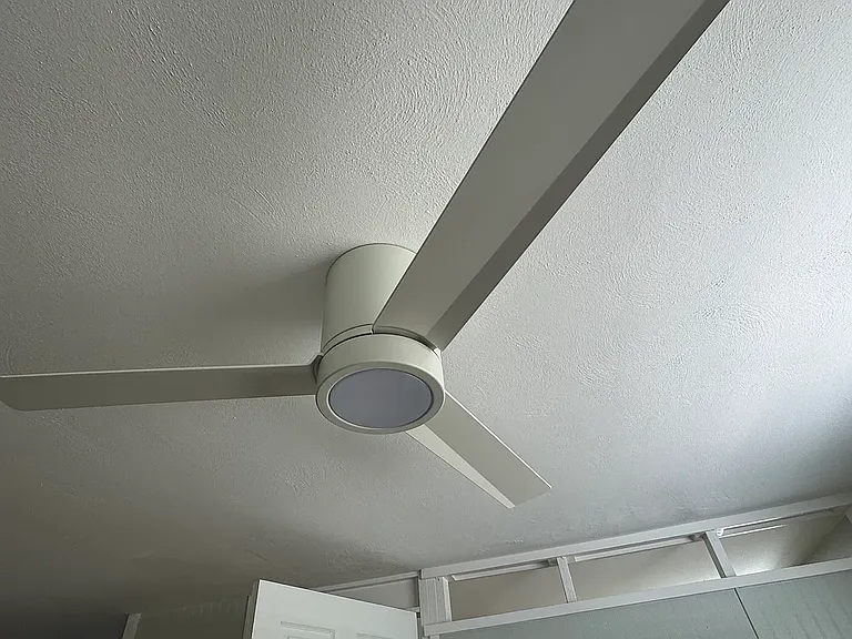910 New York St #A — Photo 12