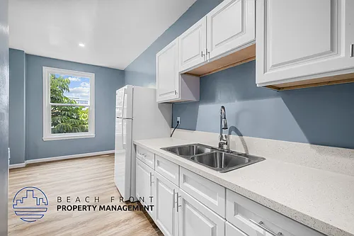 3333 W. 4th St. Photo 1