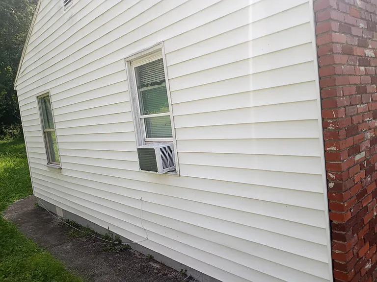 111 James Ave — Photo 9