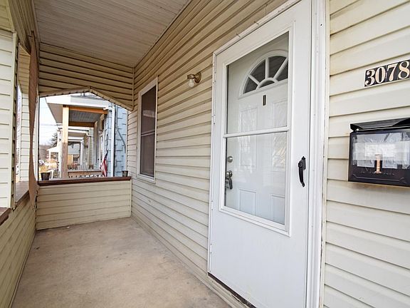 3rd image of 3078 Henshaw Ave