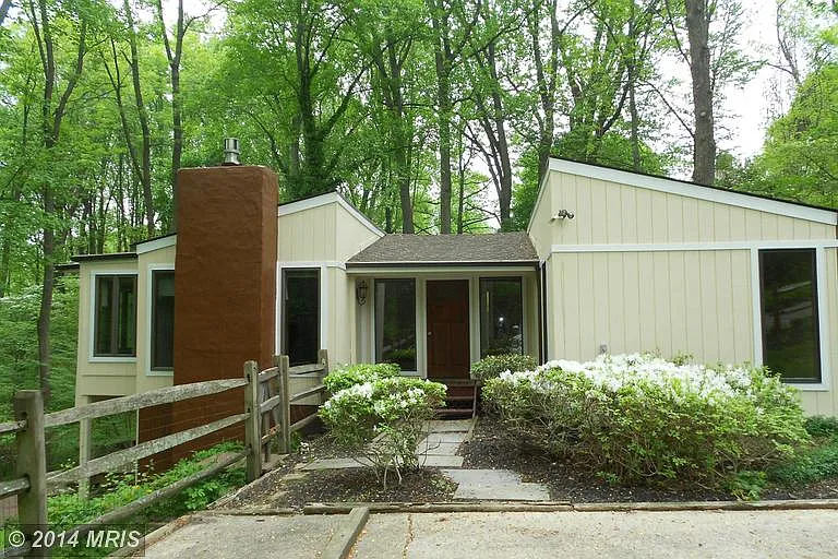 13712 Princess Anne Way photo 1