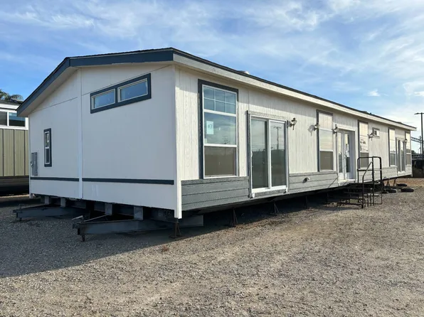 1475 N State St #7, Hemet, CA 92543