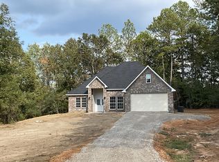 1012 Hillcrest Farms Ln, Summit, MS 39666