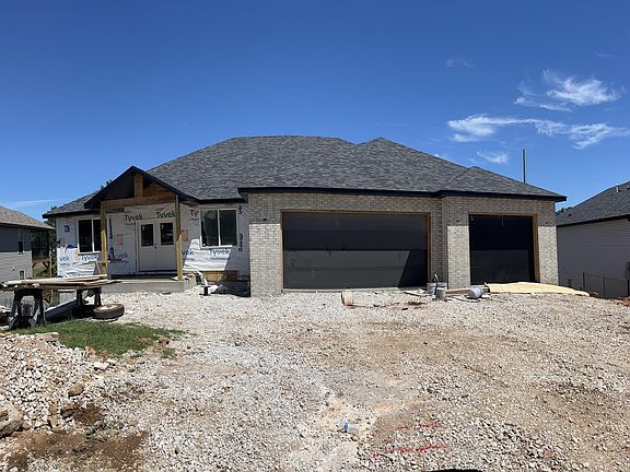 2nd image of 3642 N Thistlewood Court