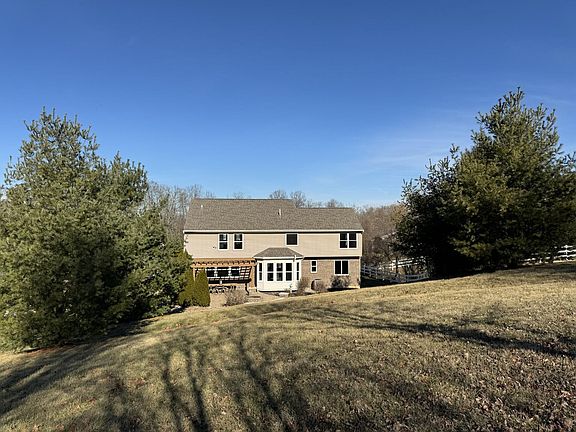4th image of 8604 Treeline Dr