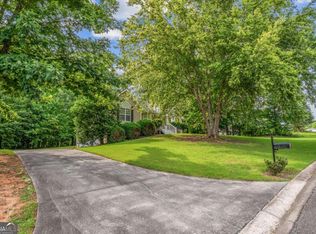 6920 Autumn Hills Dr, Cumming, GA 30028