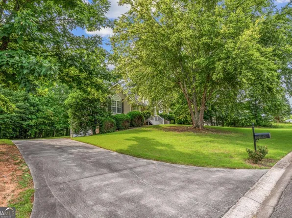 6920 Autumn Hills Dr, Cumming, GA 30028