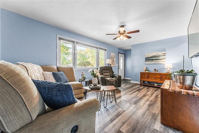 3825 Morefield Rd, Hermitage, PA 16148 Zillow