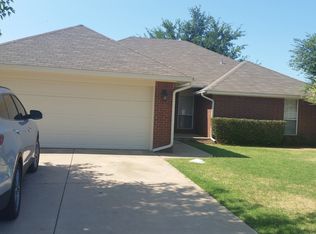 1800 Lois Lynn Ln, Edmond, OK 73003