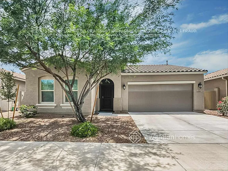 21167 W Cypress St — Photo 3