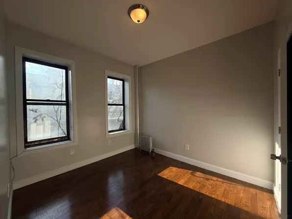 536 West 158th Street image 7 of 10