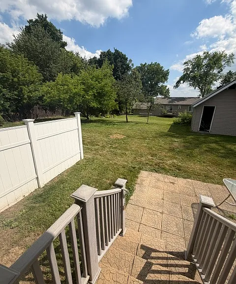 1542 Blossom St SE — Photo 3