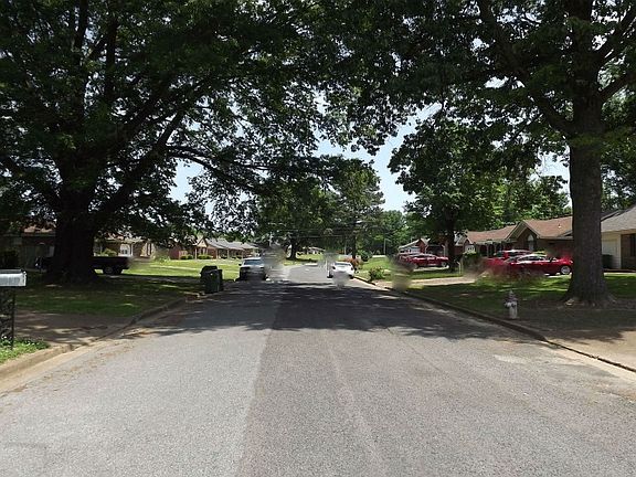 4th image of 1280 Ryanwood Ave