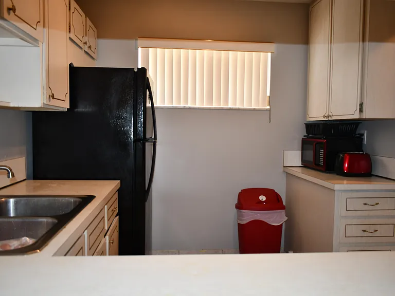 2721 Garden Dr N #202 — Photo 11