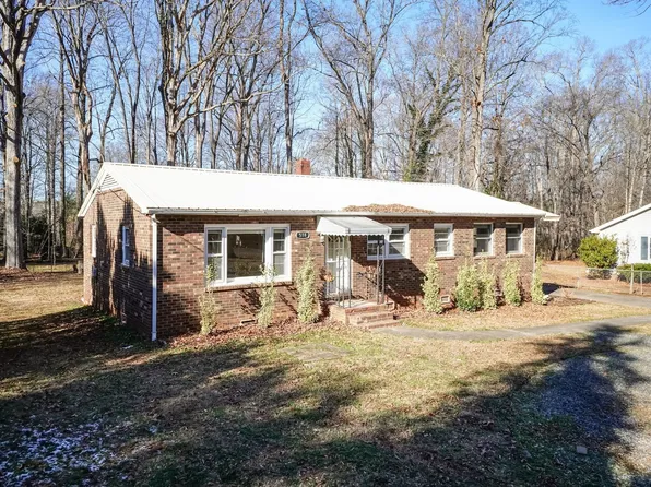 518 Buttonwood Dr, Hillsborough, NC 27278