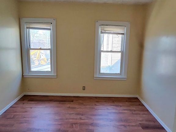 3rd image of 80 Huntington Rd #2