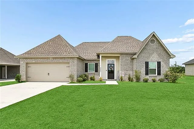 3 bed, 2.0 bath, 1600 sqft, $1,850 — Photo 1