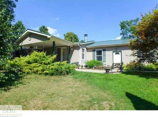375 Jade Ln, Vermontville, MI 49096