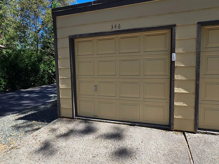 346 Gracie Rd — Photo 14