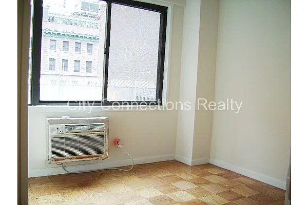 Rented by City Connections Realty | media 14