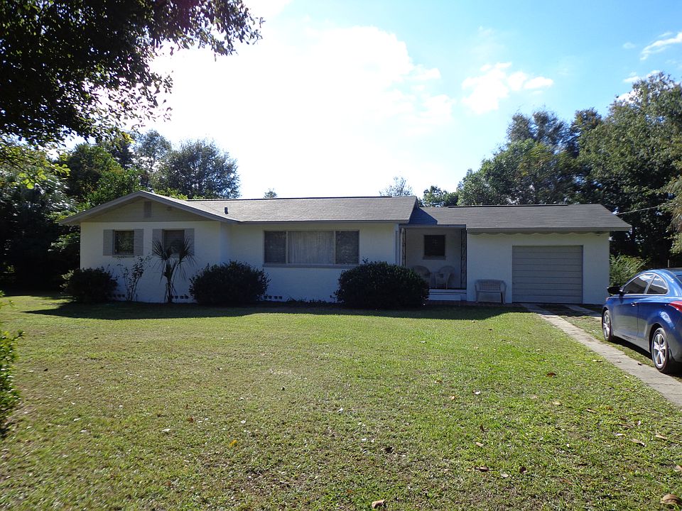 NEW roof; NEW ext. paint