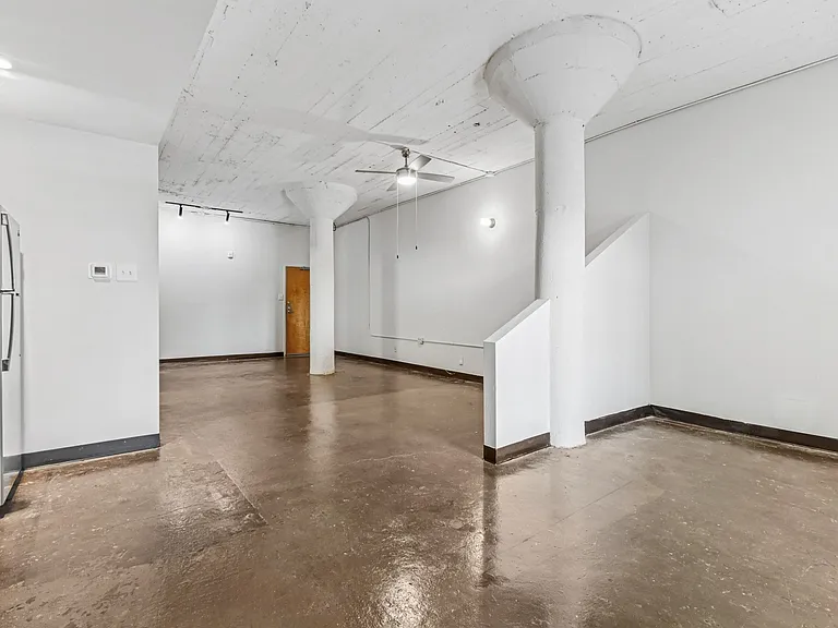 Deep Ellum Lofts — Photo 92