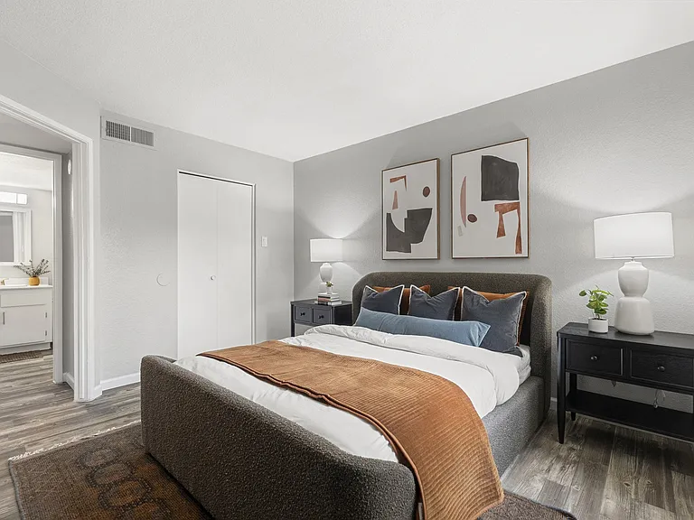 Bedroom with Connect Bathroom