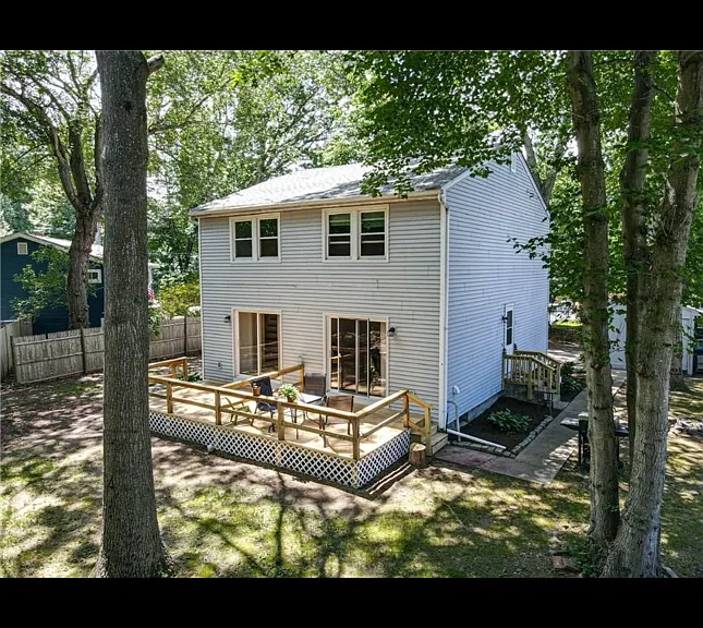 1 Lyndale Ave — Photo 2