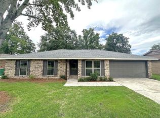 327 Thames Dr, Slidell, LA 70458