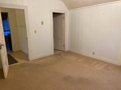712 1/2 N Park St #1/2 — Photo 3
