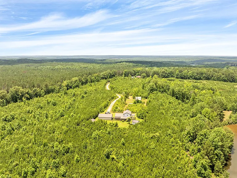 936 Girls Ranch Rd — Photo 3