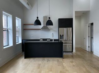 3435 W Fullerton Ave #2W, Chicago, IL 60647