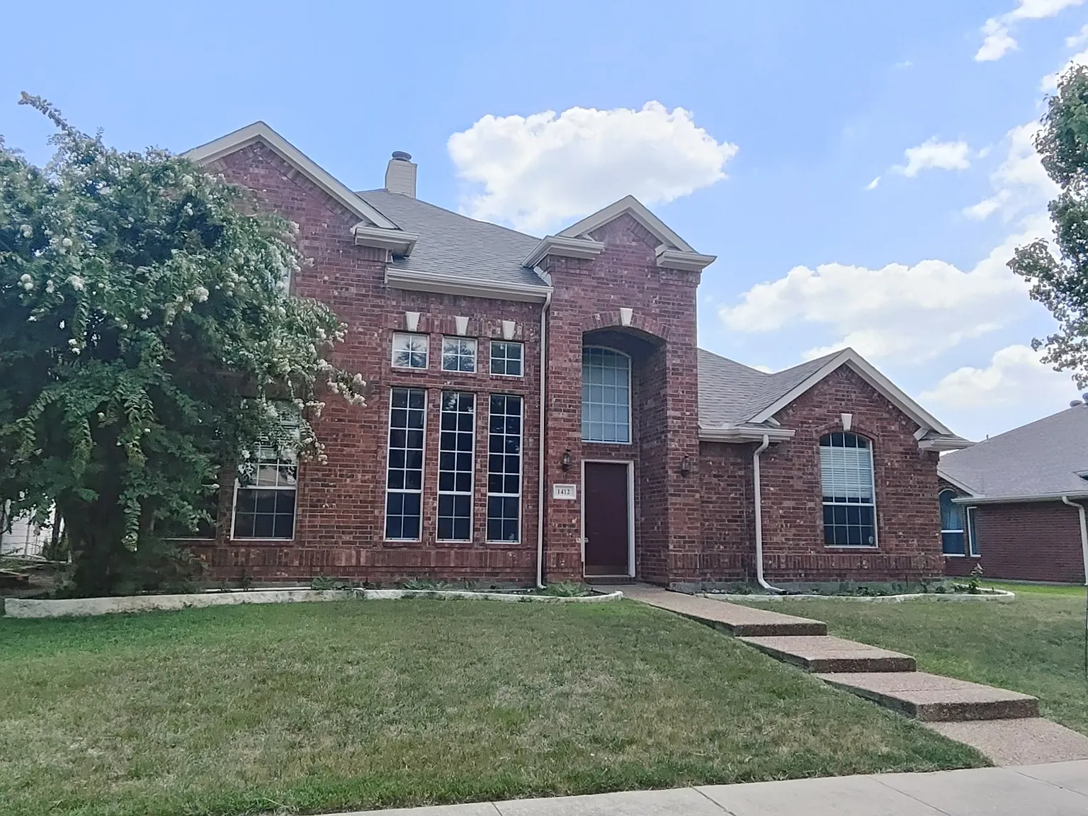 4 bed, 2.5 bath, 2609 sqft, $2,800 — Photo 3