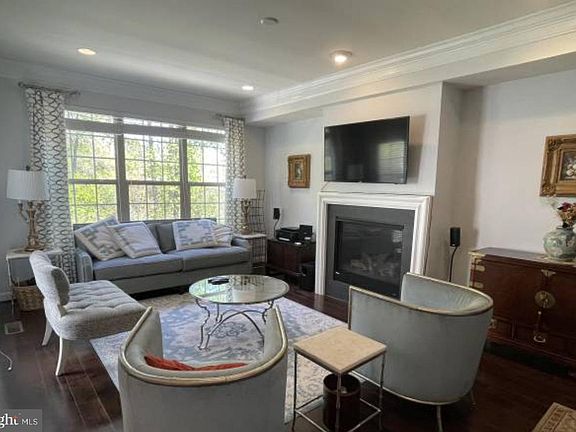 5th image of 8013 Turtle Creek Cir