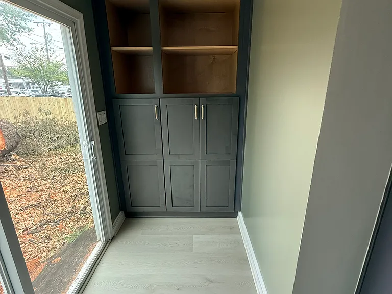 3704 Farr Ave — Photo 8