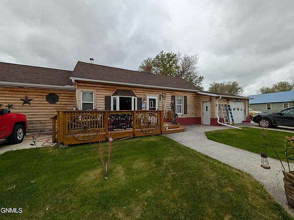 3rd image of 327 2nd Ave W