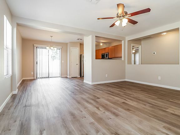 5th image of 11846 W Scotts Dr